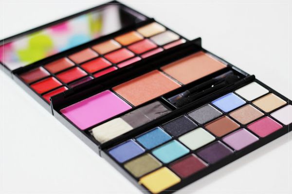 Paleta de Maquiagem